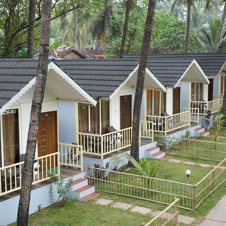 Hotel Molly'S Nest Mandrem Esterno foto